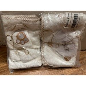 Baby Hooded Towels by Srilier